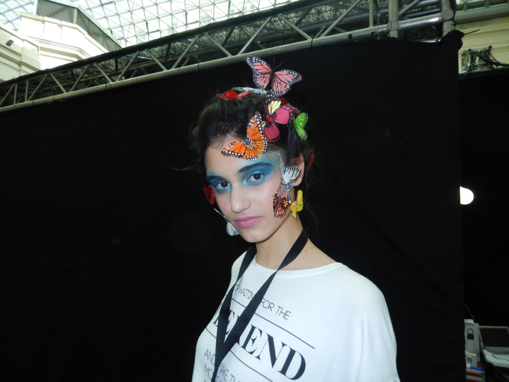 Mariposas en este look de Gato para Maybelline NY Look de Gato para Maybelline NY en MFShowWomen