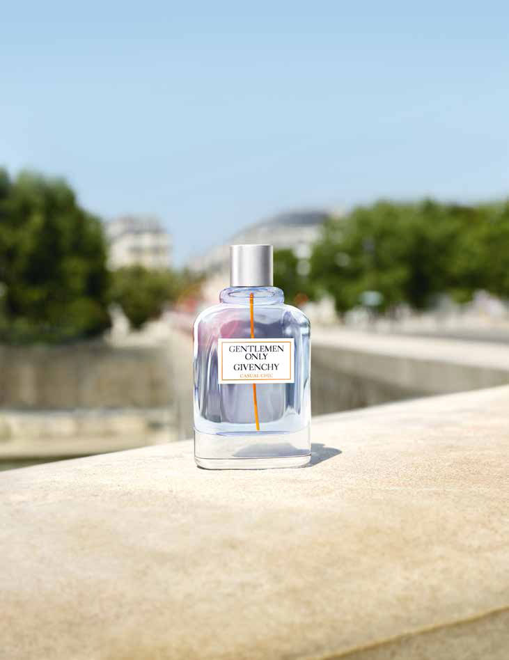 Gentlemen Only Casual Chic, de Givenchy. Bajo el sol de París.