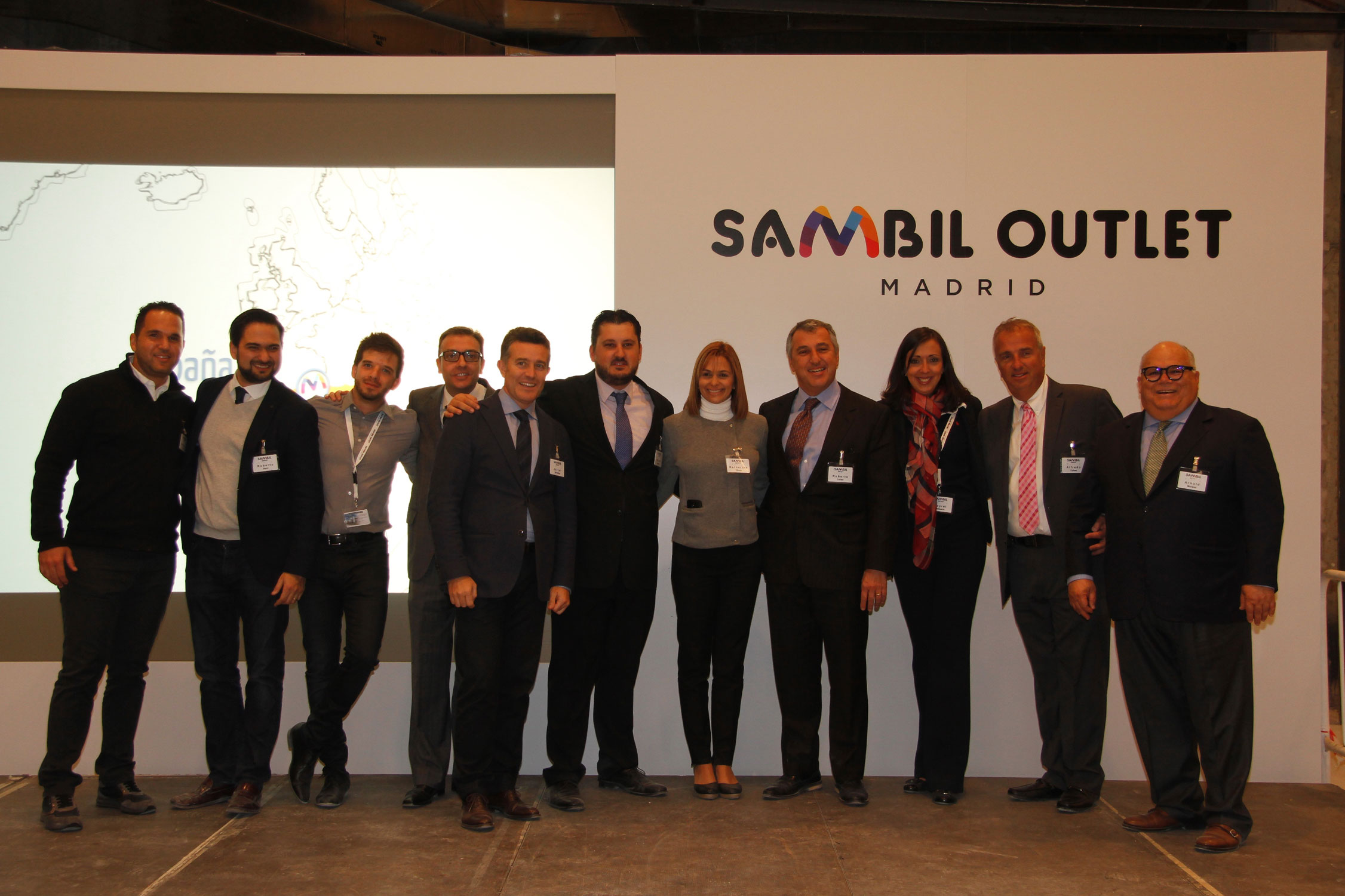 Equipo Sambil en la inauguración.