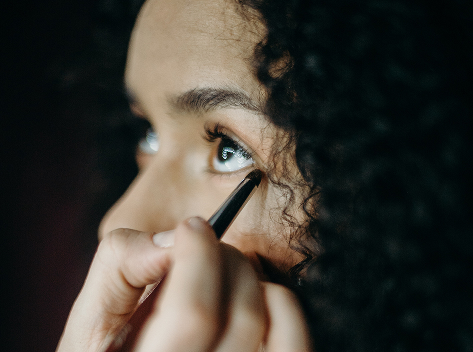 Brocha de maquillaje delineado de ojo